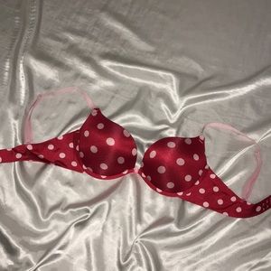 Red and light pink push up bra